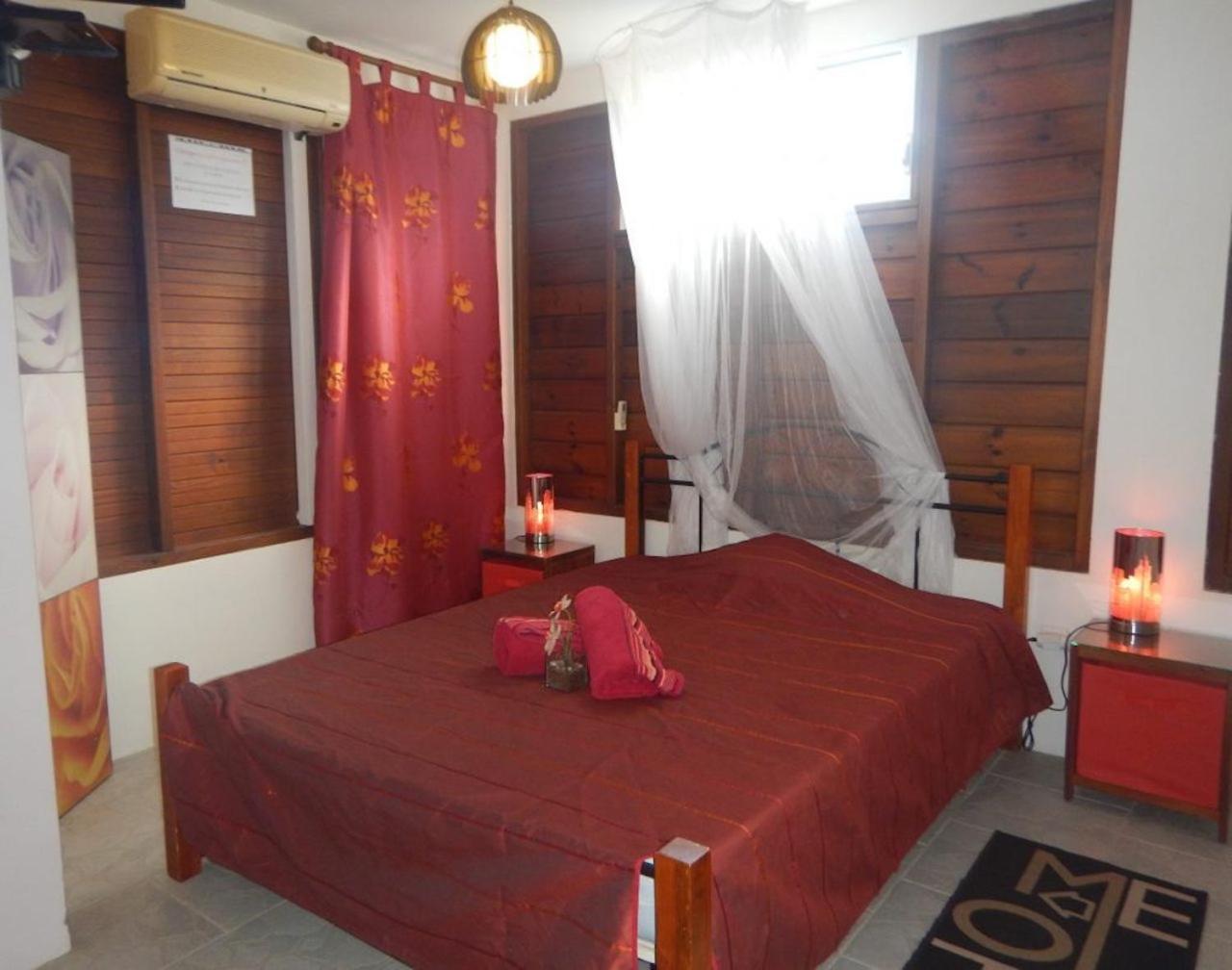 Ferienwohnung Les Joyaux De Balata Saint-Joseph Exterior foto